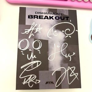 P1Harmony signed album